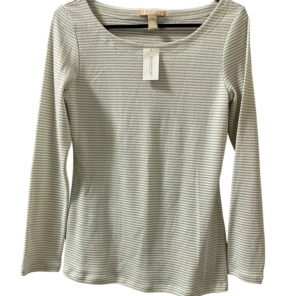 NWT Banana Republic Long Sleeve lightweight Knit Shirt